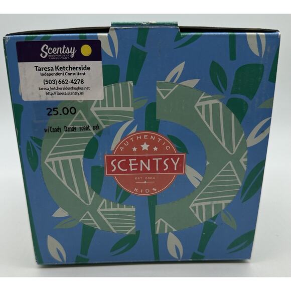 Shu Shu the Panda Scentsy Buddy With Scent Pack - Picture 7 of 8